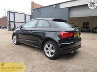 Usado Audi A1 Sport 116 HP (85 kW) 2018 Preto Citadino