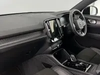 Used Volvo XC40 R-Design 194 HP (142 kW) 2022 SUV
