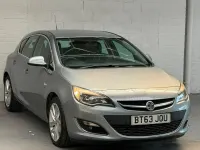 Used Vauxhall Astra SRi 2013 Silver Hatchback