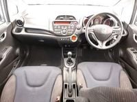 Used Honda Jazz ES 100 HP (73 kW) 2014 White Hatchback