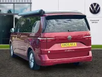 Used VW California Coast 150 HP (110 kW) 2025 Candy white with deep black pearl roof Van