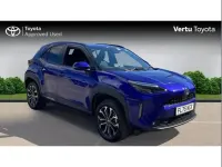 Used Toyota Yaris Cross Design 113 HP (83 kW) 2025 Blue SUV
