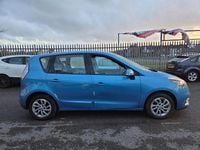 Used Renault Scénic III Dynamique 2013 Blue MPV