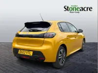 Used Peugeot 208 Allure+ 101 HP (74 kW) 2023 Yellow Hatchback