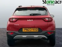 Used Kia Stonic 101 HP (74 kW) 2023 Red SUV