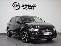 Begagnad VW Polo Match 2025 Svart Halvkombi