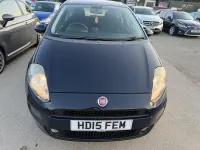 Used Fiat Punto Easy 69 HP (50 kW) 2015 Blue Hatchback