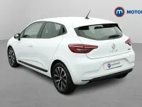 Used Renault Clio Evolution 145 HP (106 kW) 2023 White Hatchback