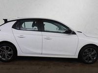 Used Vauxhall Corsa Design Edition 100 HP (73 kW) 2023 White Hatchback