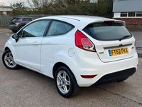 Used Ford Fiesta Zetec 2012 White Hatchback