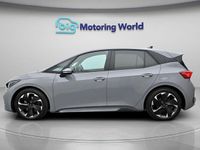 Begagnad Cupra Born e-Boost 169 kW (231 HK) 2024 Grå Halvkombi