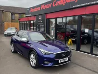 Used Infiniti Q30 Business Executive 109 HP (80 kW) 2017 Blue Hatchback