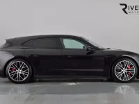 Used Porsche Taycan Performance Package 419 kW (571 HP) 2022 Jet black Estate