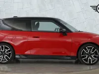 Used Mini Cooper SE Hatch 158 kW (215 HP) 2024 Red Hatchback