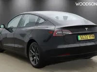 Usado Tesla Model 3 Standard Range Plus 180 kW (245 CV) 2021 Negro Berlina