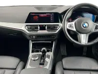 Begagnad BMW 318 M Sport 154 HK (113 kW) 2022 Vit