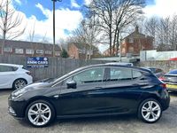 Begagnad Vauxhall Astra SRi 2018 Svart Halvkombi