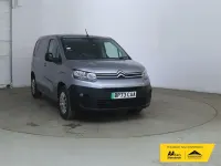 Usado Citroën e-Berlingo 100 kW (136 HP) 2023 Cinzento Monovolume