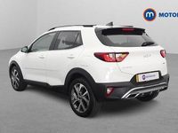 Used Kia Stonic GT-Line 120 HP (88 kW) 2023 White SUV