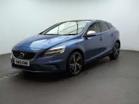 Used Volvo V40 R-Design Pro 122 HP (89 kW) 2018 Blue Hatchback
