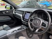 Used Volvo XC60 R-Design Pro 250 HP (183 kW) 2021 SUV