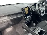 Used Volvo XC40 R-Design 163 HP (119 kW) 2020 Crystal white SUV
