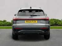 Usado Audi Q5 Advanced 204 CV (150 kW) 2025 Gris SUV