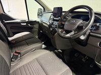 Käytetty Ford Transit Custom Limited 130 HP (95 kW) 2021 Valkoinen Van