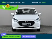 Begagnad Mazda 2 2022 Vit Halvkombi