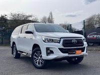 Used Toyota HiLux 150 HP (110 kW) 2019 White Pickup