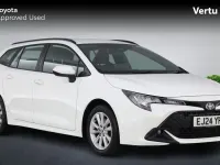 Used Toyota Corolla 140 HP (102 kW) 2024 Pure white (solid paint) Estate