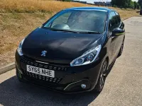 Used Peugeot 208 Allure 2015 Metallic black Hatchback