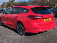 Used Ford Focus ST-Line 125 HP (91 kW) 2022 Red Estate