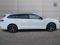 Used VW Passat R-line 204 HP (150 kW) 2025 White Estate