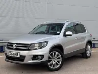 Usado VW Tiguan Edition 150 CV (110 kW) 2016 Plateado SUV