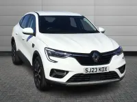 Begagnad Renault Arkana Evolution 138 HK (101 kW) 2023 Vit SUV