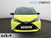 Begagnad Toyota Aygo X-cite 69 HK (50 kW) 2017 Gul Halvkombi