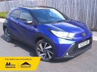 Usado Toyota Aygo X 72 HP (52 kW) 2022 Azul SUV