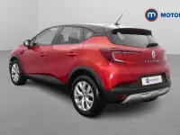 Used Renault Captur Iconic 143 HP (105 kW) 2022 Red SUV