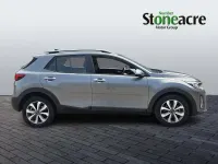 Used Kia Stonic 100 HP (73 kW) 2025 Grey SUV