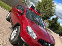 Used Nissan Qashqai Acenta 110 HP (80 kW) 2011 Red SUV
