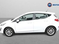 Used Ford Fiesta Zetec 86 HP (63 kW) 2018 White Hatchback