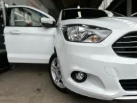 Used Ford Ka Plus Zetec 70 HP (51 kW) 2017 White Hatchback