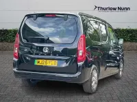 Second-hand Vauxhall Combo Ultimate 100 kW (136 CP) 2025 Negru Monovolum