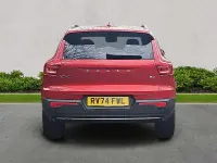 Begagnad Volvo XC40 Ultra 2025 Röd SUV