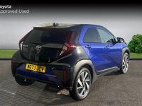 Used Toyota Aygo X 72 HP (52 kW) 2023 Juniper blue bitone SUV