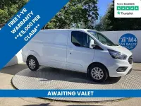 Begagnad Ford Transit Custom Limited 130 HK (95 kW) 2023 Vit Van