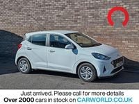 Used Hyundai i10 SE 67 HP (49 kW) 2023 White Hatchback