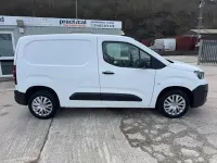 Second-hand Peugeot Partner 131 CP (96 kW) 2019 Alb Monovolum