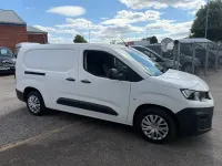 Used Peugeot Partner 131 HP (96 kW) 2021 White MPV